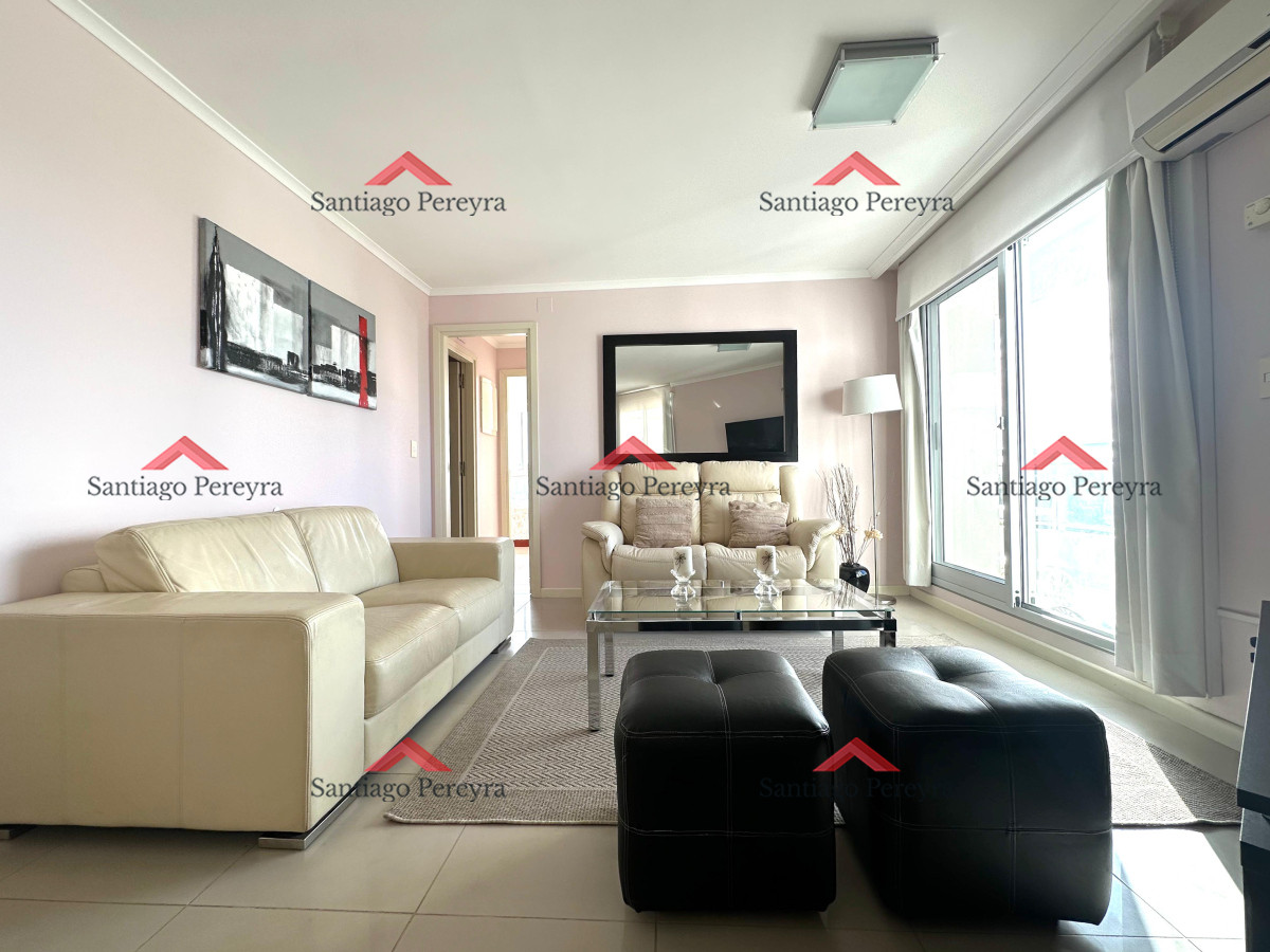 Apartamento ID.15445 - Departamento en Venta de 2 Dormitorios en Ocean Drive, Punta del Este