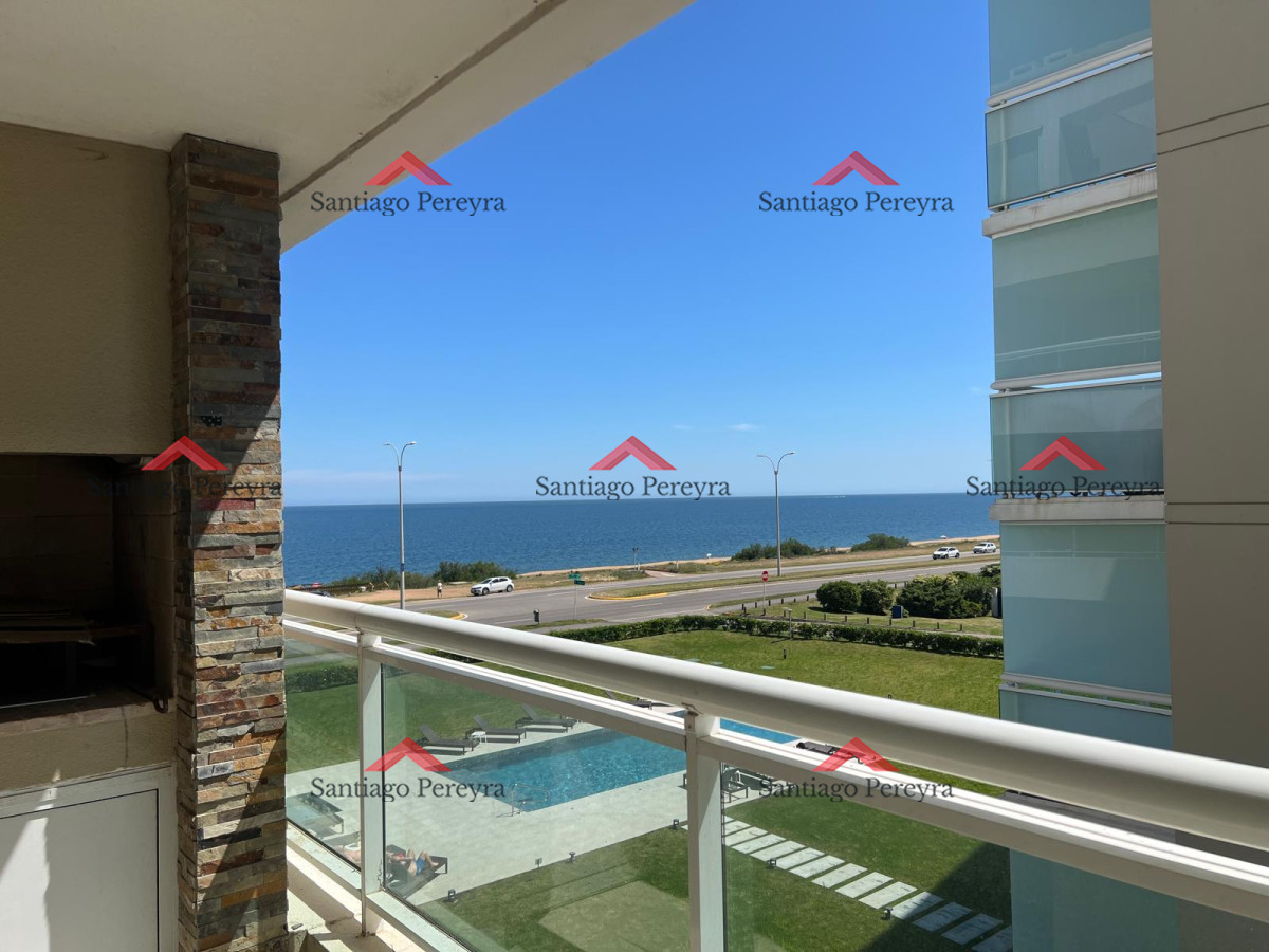 Apartamento ID.13982 - EDIFICIO CRUCEROS PRIMERA LINEA 2 DORMITORIOS EN SUITE