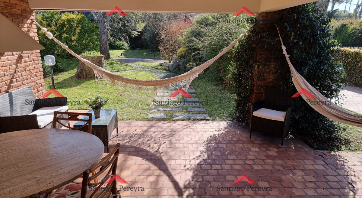 Casa ID.15026 - Casa en Venta de 3 Dormitorios en Suite en San Rafael, Punta del Este