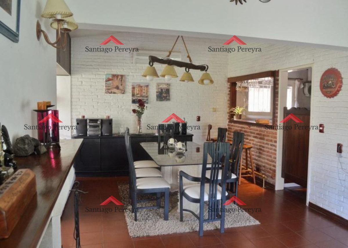 Casa ID.7089 - MUY LINDA CASA CON PISCINA EN SAN RAFAEL