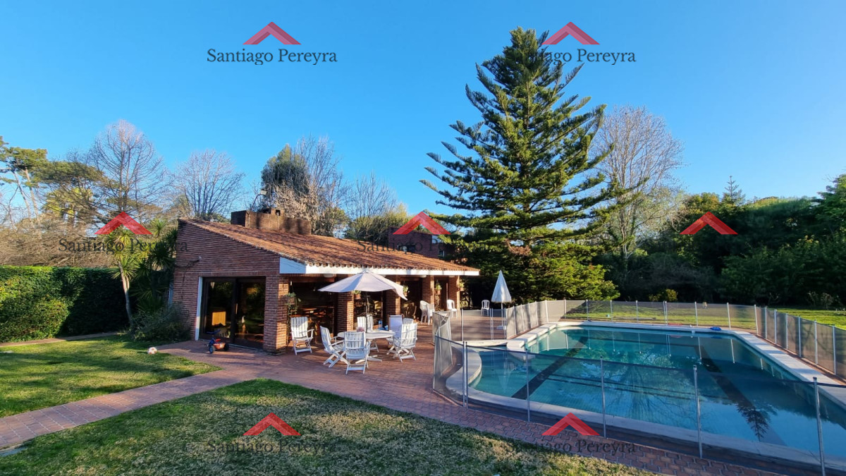 Casa ID.15026 - Casa en Venta de 3 Dormitorios en Suite en San Rafael, Punta del Este