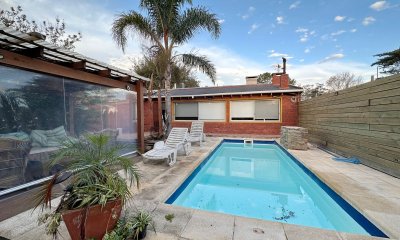 Hermosa casa en venta de 4 dormitorios, Mansa; Punta del Este