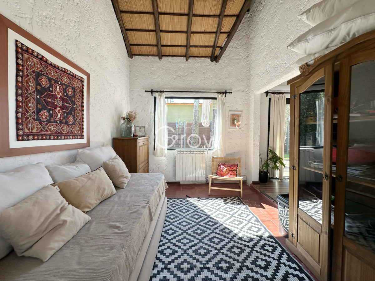 Casa ID.2724 - Casa en Venta de 4 Dormitorios ubicada en Pinares, Punta del Este