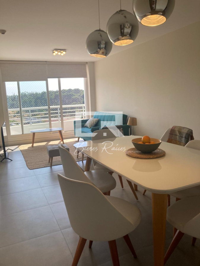 Apartamento ID.708 - Departamento de 2 Dormitorios en Venta, Edificio Green Life. Punta Del Este