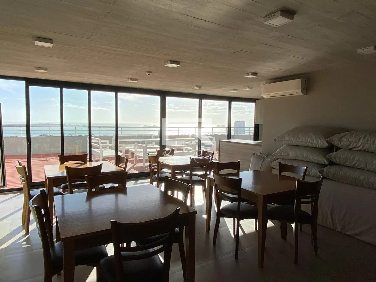 Apartamento ID.708 - Departamento de 2 Dormitorios en Venta, Edificio Green Life. Punta Del Este
