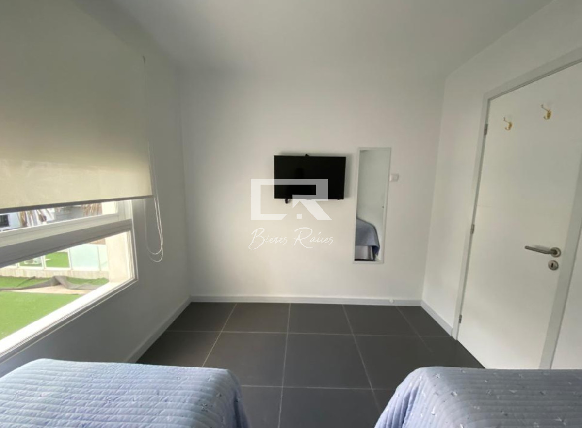 Apartamento ID.732 - Excelente Departamento de 2 Dormitorios en Alquiler temporario en Edificio Bonaire, Punta del Este