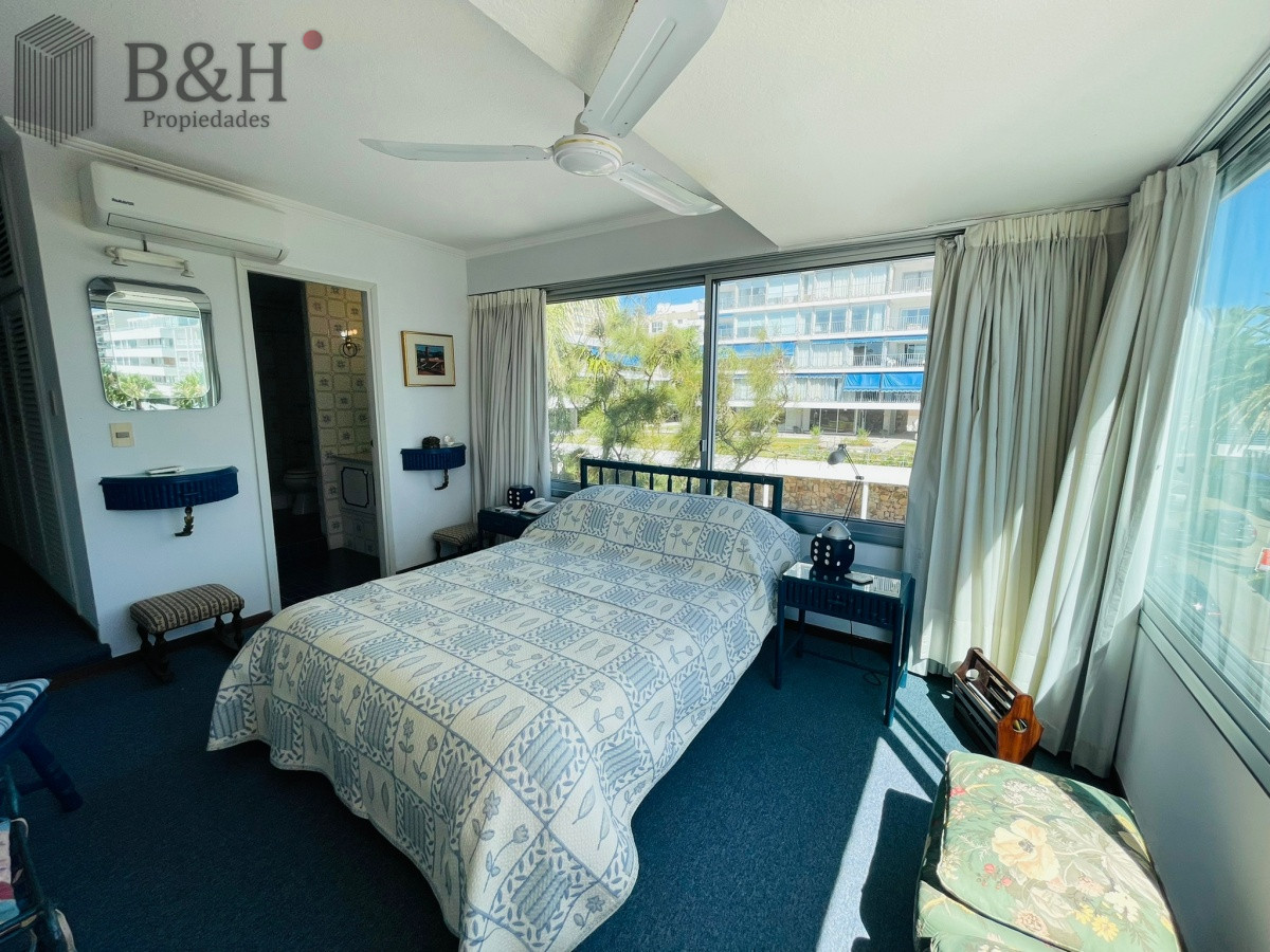 Apartamento ID.2441 - ALQUILER TEMPORARIO DE APARTAMENTO DE 3 DORMITORIOS A METROS DEL PUERTO DE PUNTA DEL ESTE