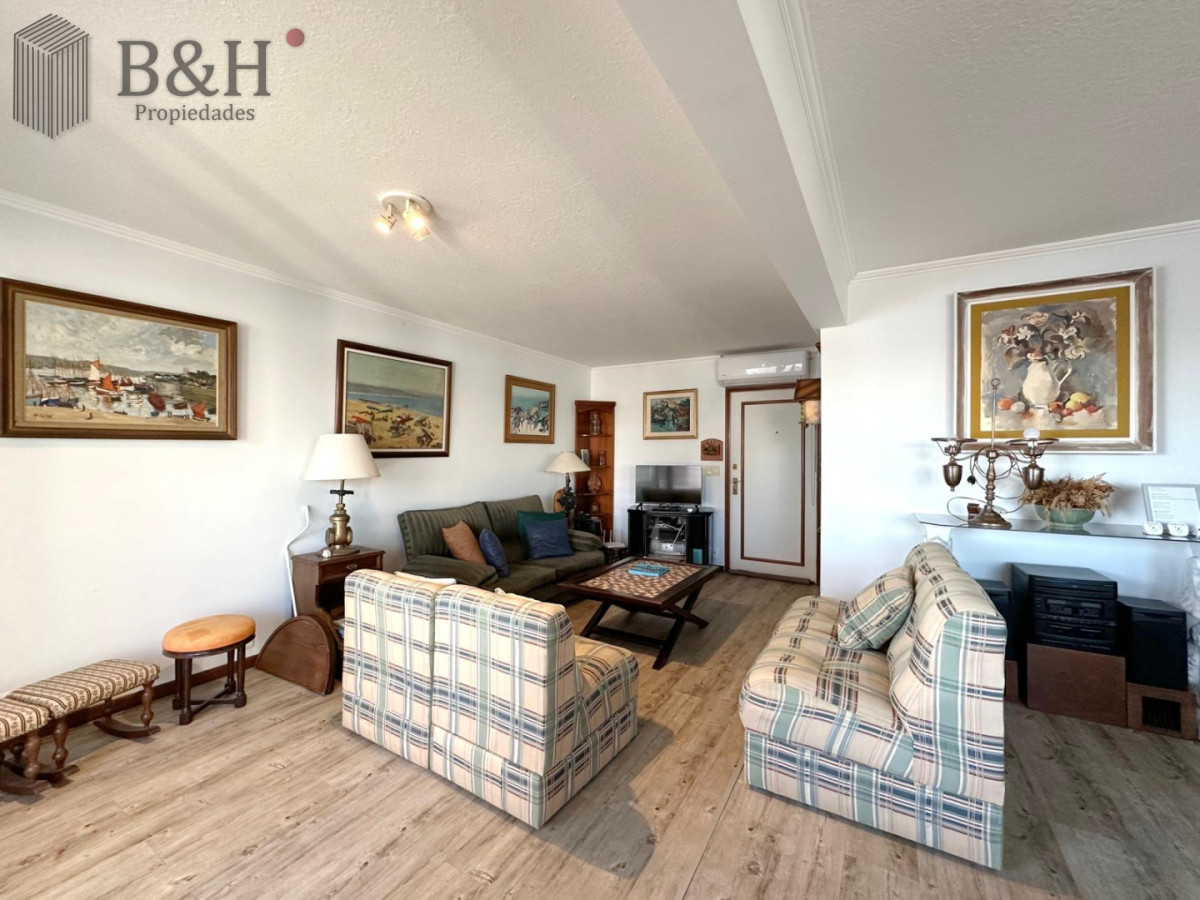 Apartamento ID.2441 - ALQUILER TEMPORARIO DE APARTAMENTO DE 3 DORMITORIOS A METROS DEL PUERTO DE PUNTA DEL ESTE