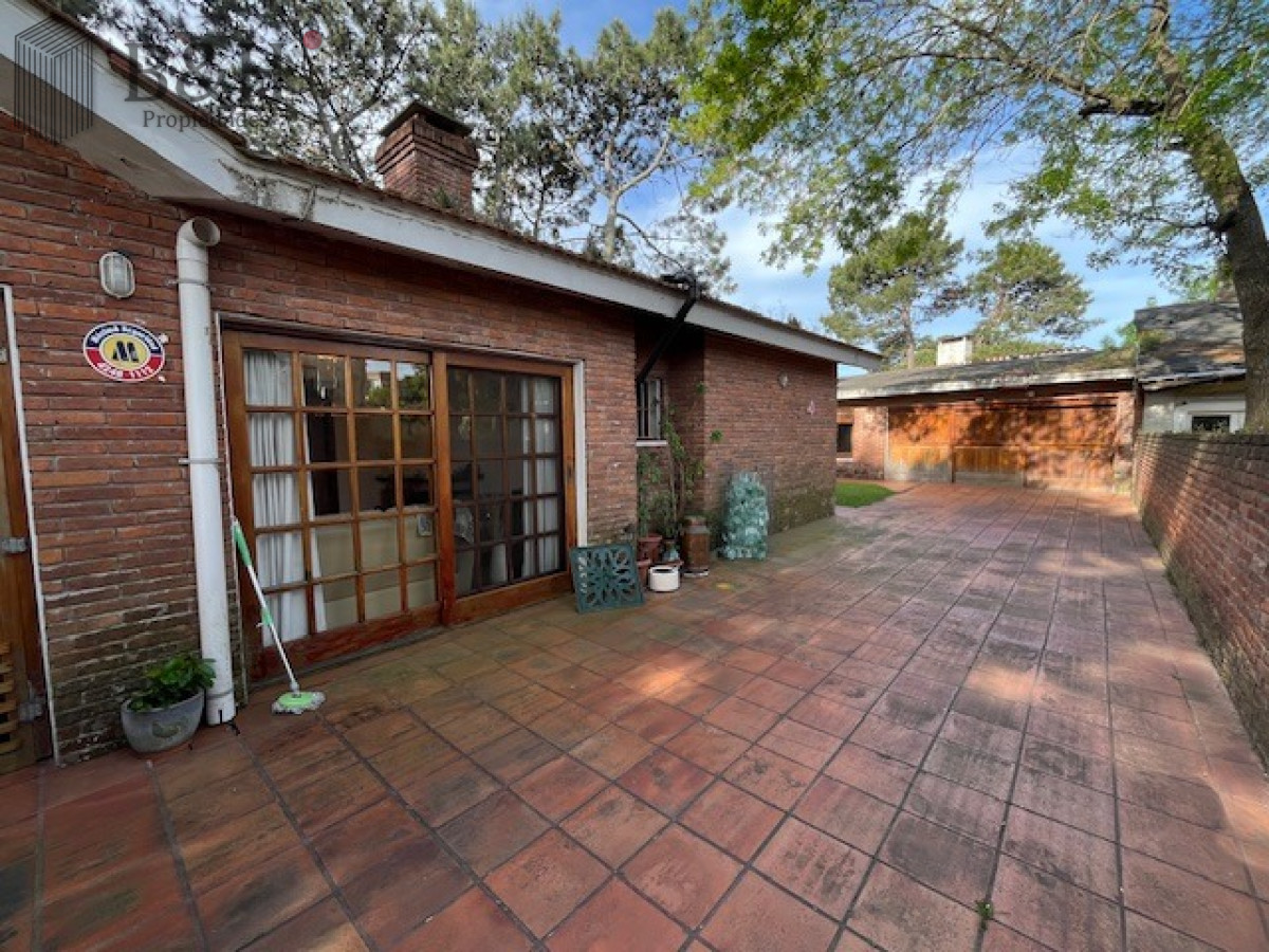 Casa ID.6660 - Casa en venta de 3 dormitorios, Pinares, Punta del Este 
