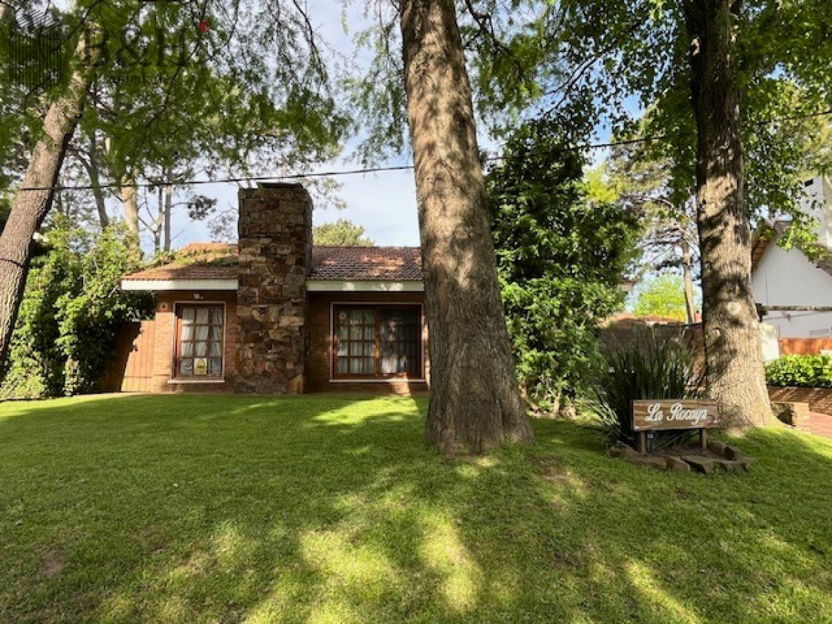Casa ID.6660 - Casa en venta de 3 dormitorios, Pinares, Punta del Este 