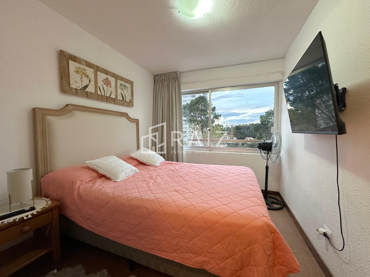Apartamento ID.8952 - Departamento en venta de 2 dormitorios en Roosevelt, Punta del Este