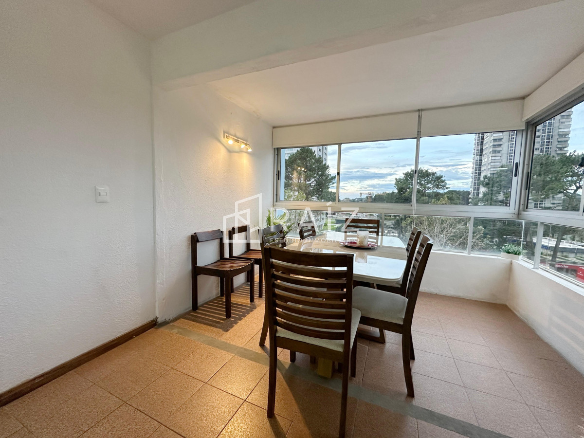 Apartamento ID.8952 - Departamento en venta de 2 dormitorios en Roosevelt, Punta del Este