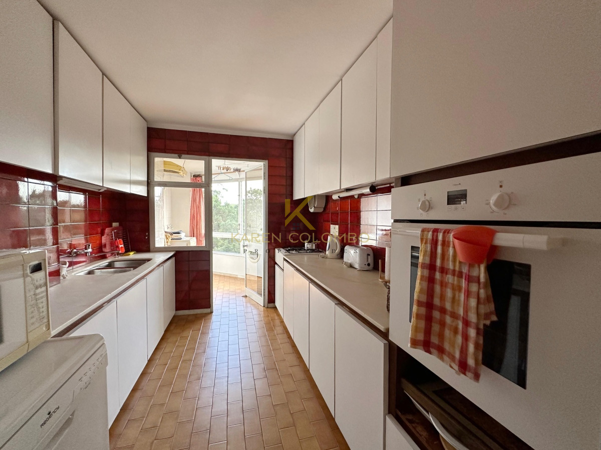 Apartamento ID.21094950 - Departamento de 3 dormitorios mas dependencia de servicio en edificio Bora Bora, Roosevelt Punta del Este