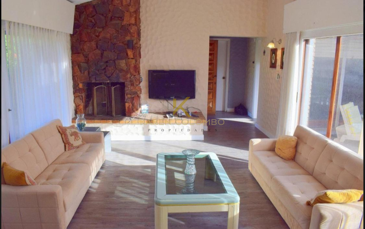 Casa ID.21094859 - Casa en venta de 4 dormitorios en Masa, Punta del Este.