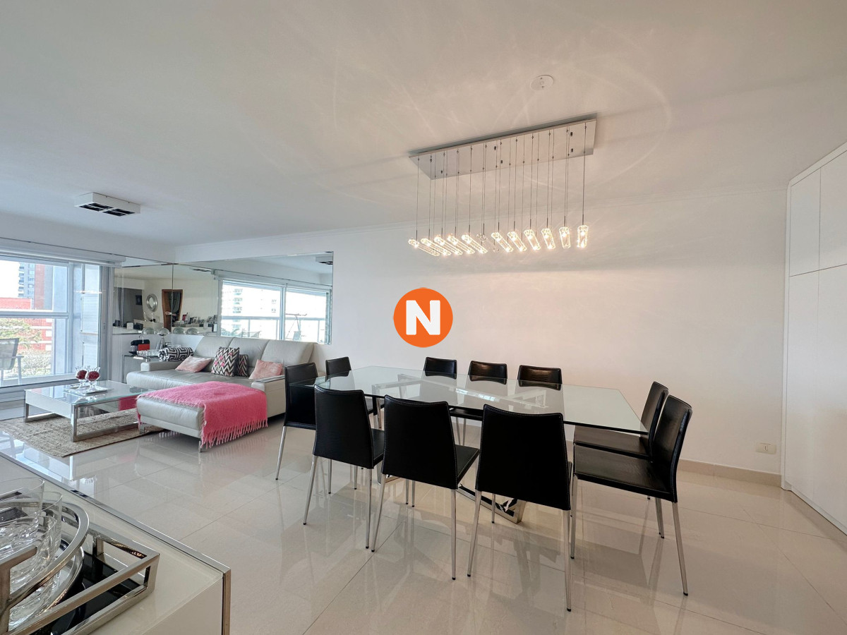 Apartamento Ref.225008 - Apartamento en venta de 3 dormitorios en Miami boulevard I, Punta del Este.