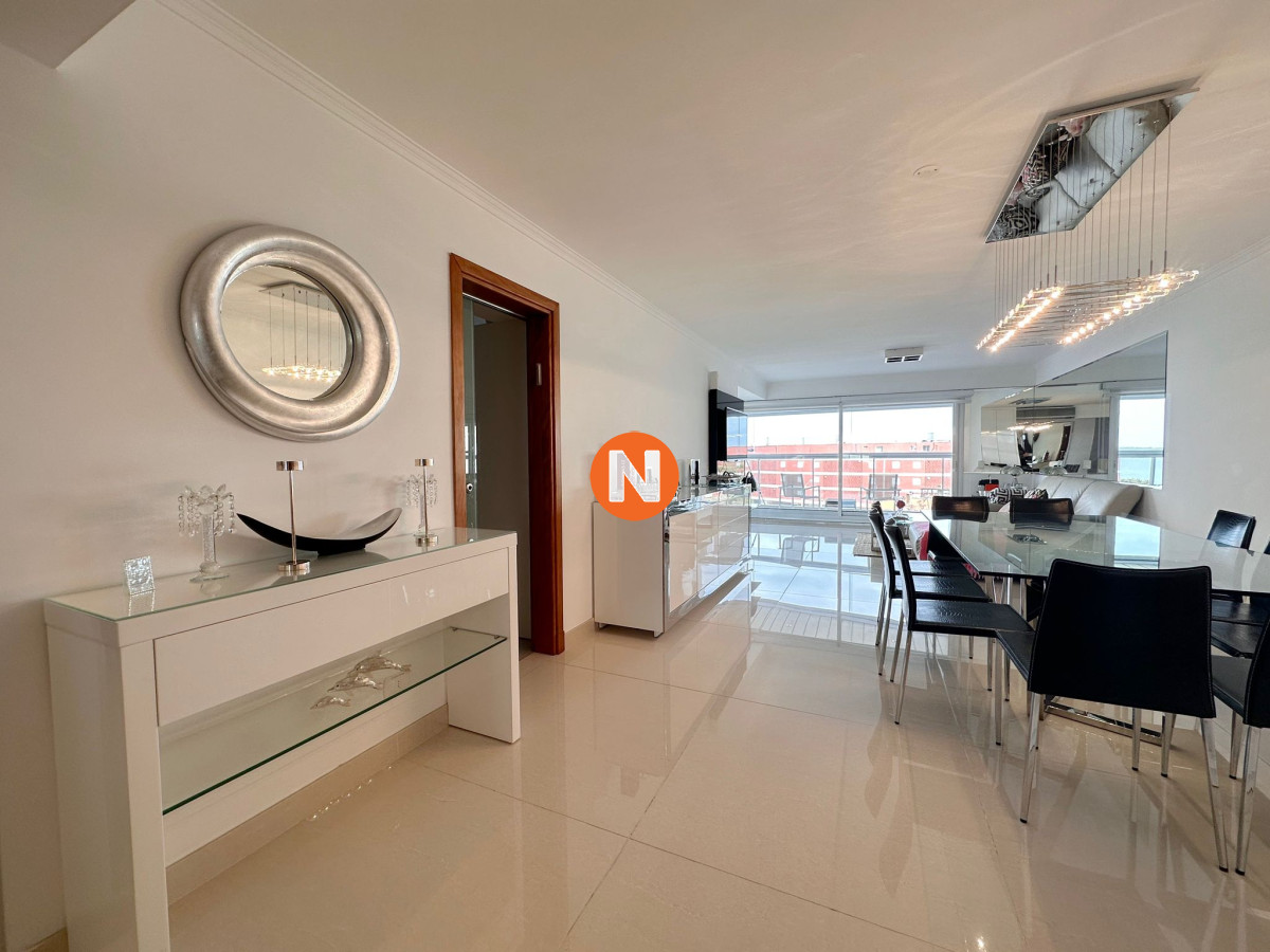 Apartamento Ref.225008 - Apartamento en venta de 3 dormitorios en Miami boulevard I, Punta del Este.