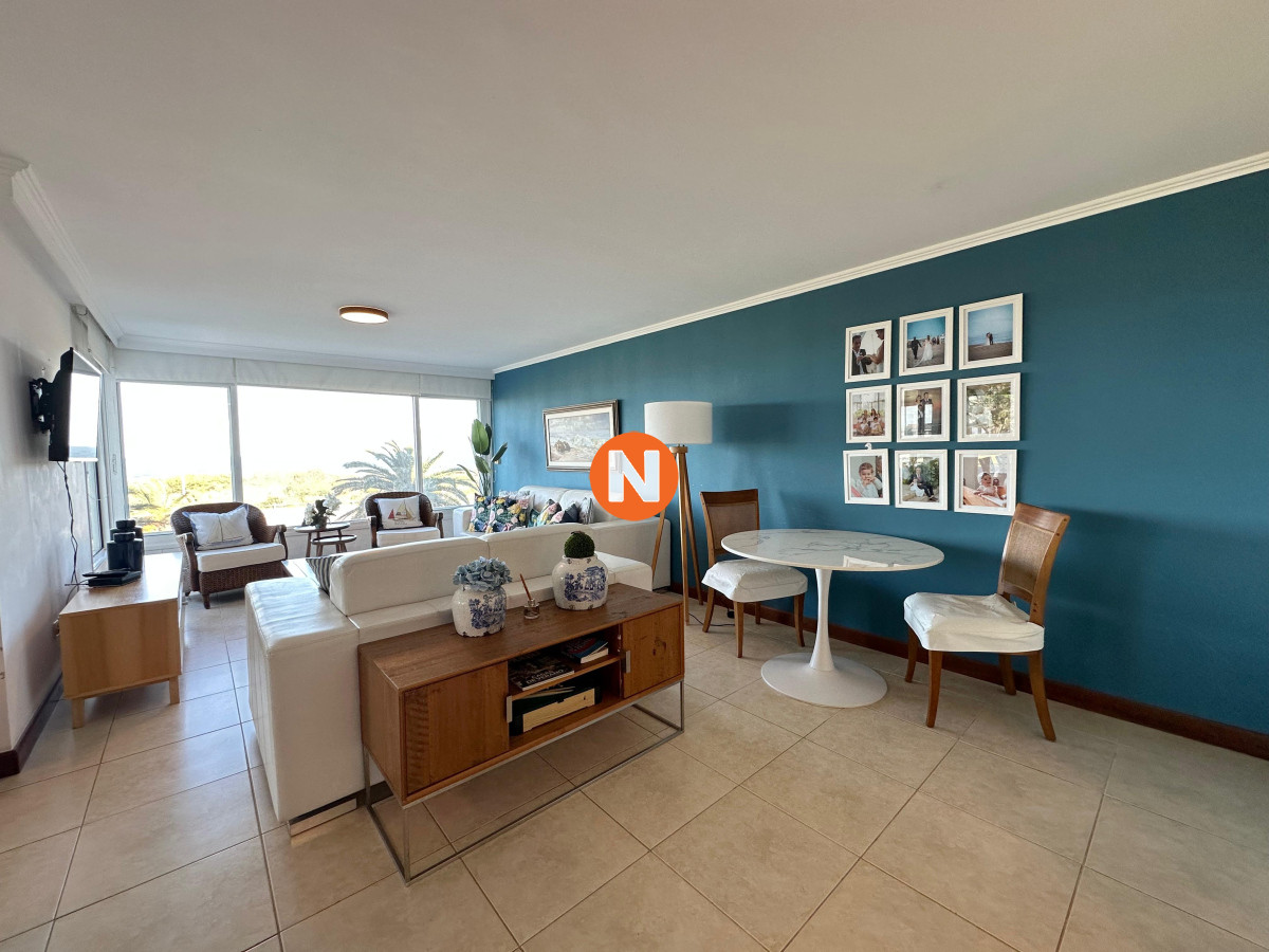 Apartamento Ref.224920 - Departamento en venta de 4 Suites en Playa Brava, Punta del Este