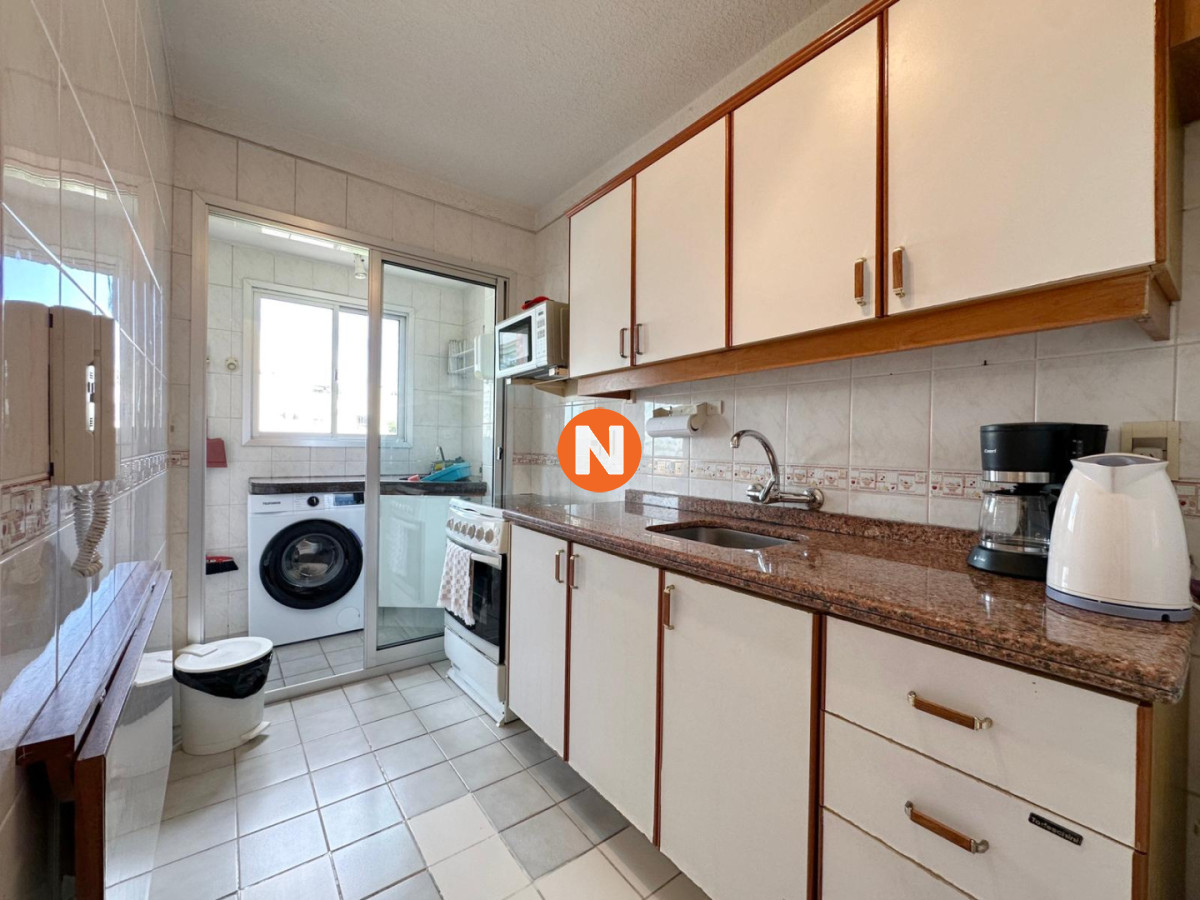 Apartamento Ref.225015 - Departamento en Venta de 2 dormitorios en Mansa, Punta del Este