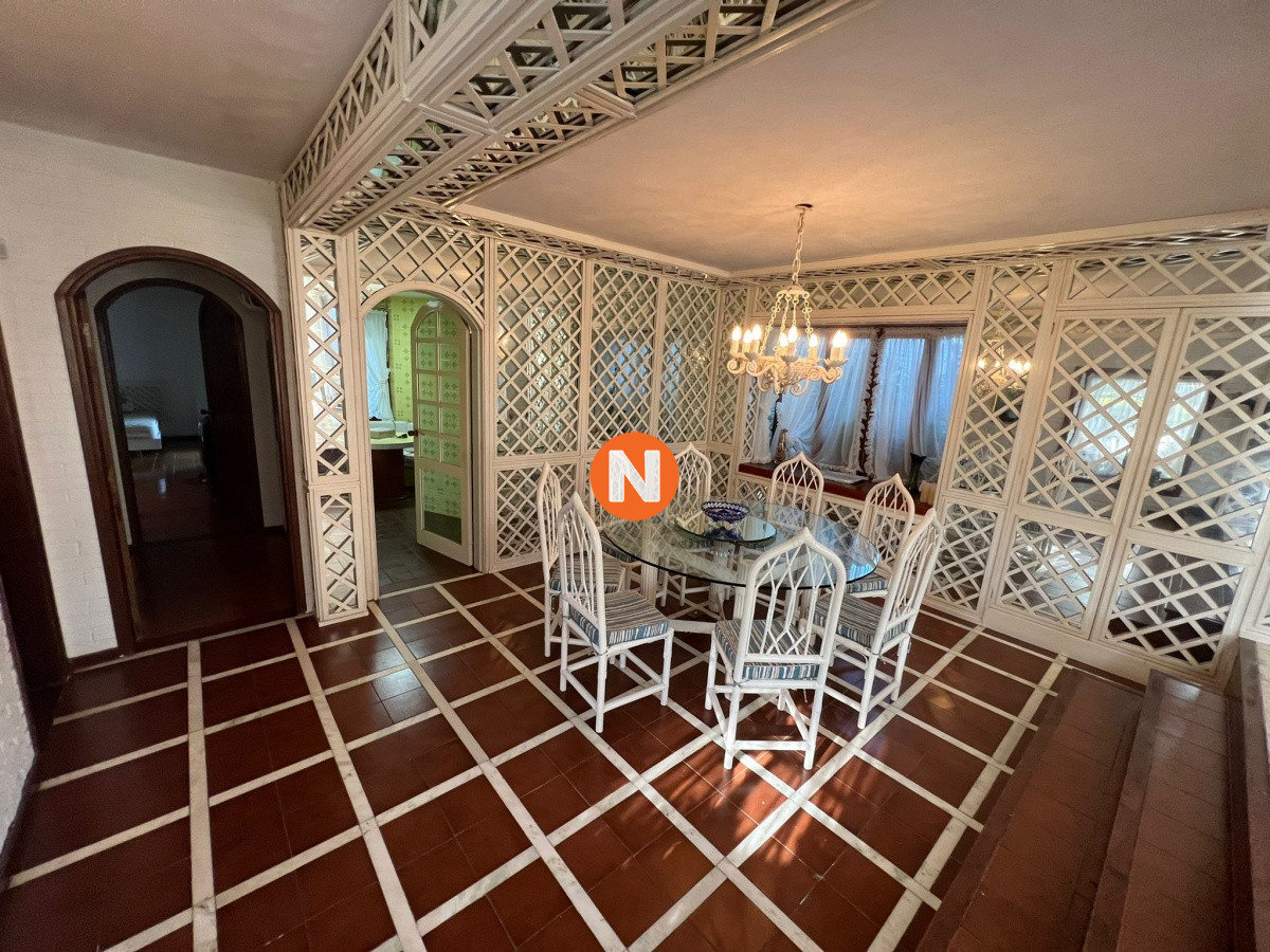 Casa Ref.225696 - Casa de 4 dormitorios en venta en Lugano, Punta del Este.