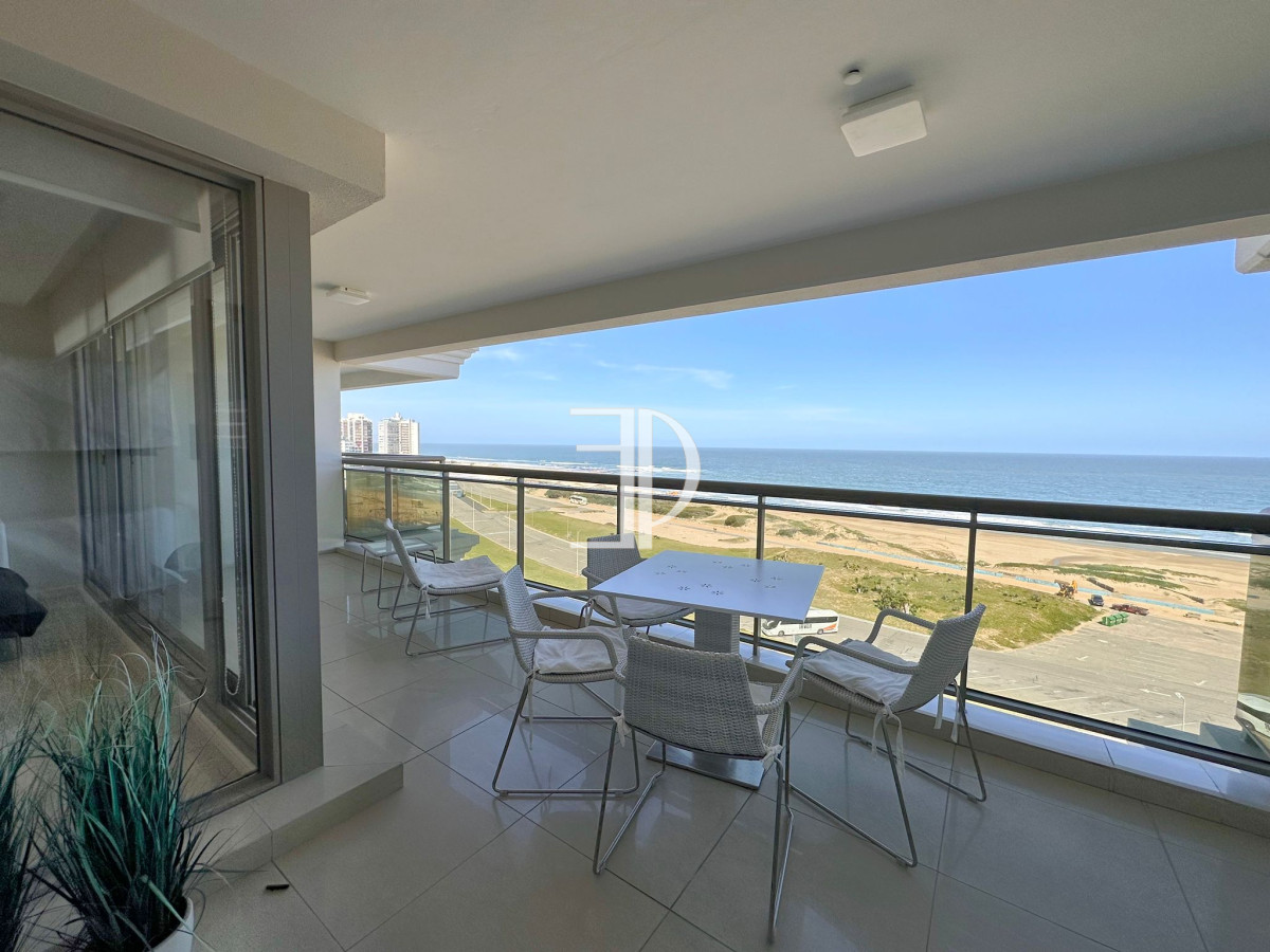 Apartamento ID.1120 - Apartamento en venta de 3 dormitorios en torre Imperiale, Punta del Este.