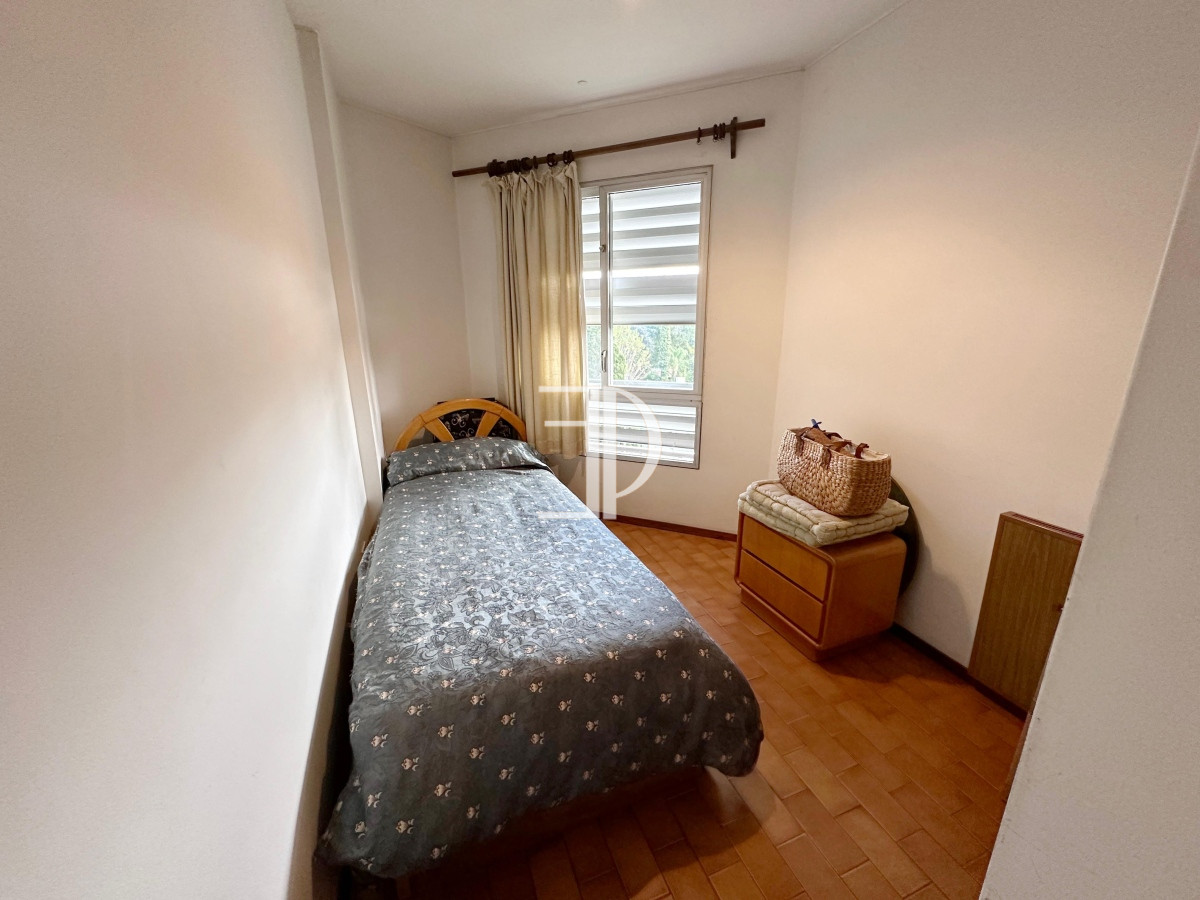 Apartamento ID.405 - Departamento de 3 dormitorios mas dependencia de servicio en edificio Bora Bora, Roosevelt Punta del Este