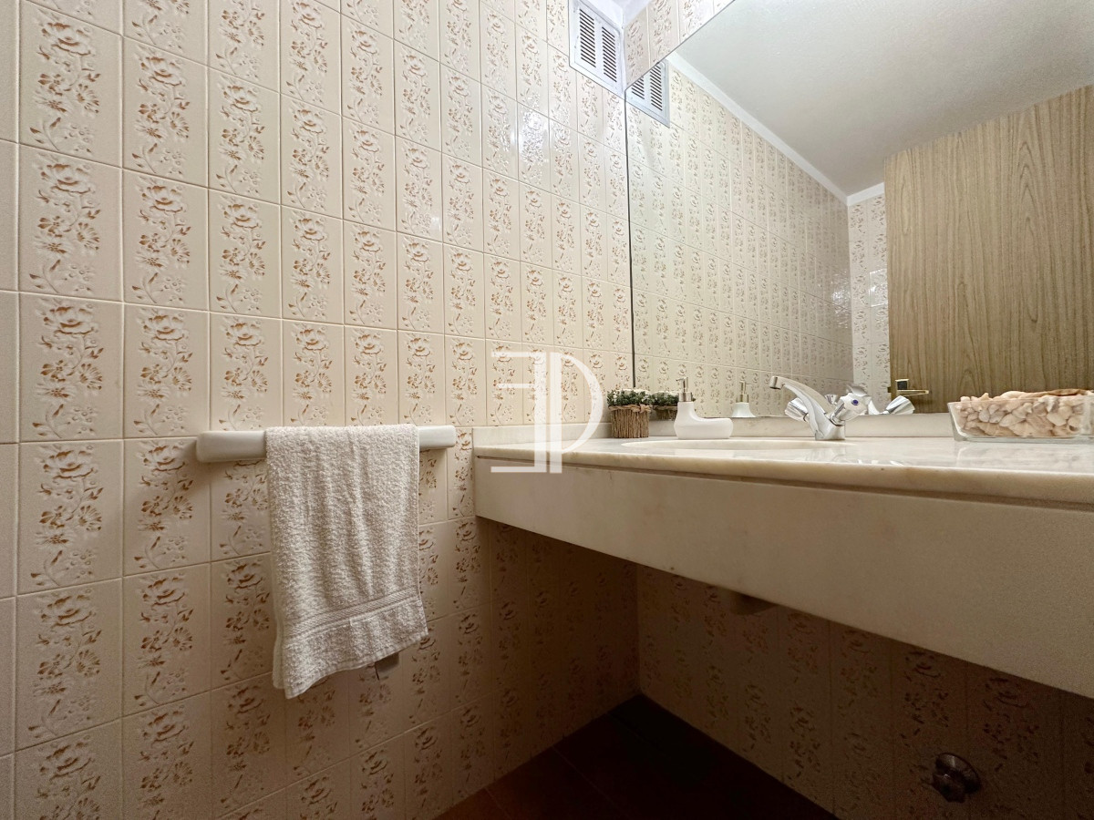 Apartamento ID.405 - Departamento de 3 dormitorios mas dependencia de servicio en edificio Bora Bora, Roosevelt Punta del Este