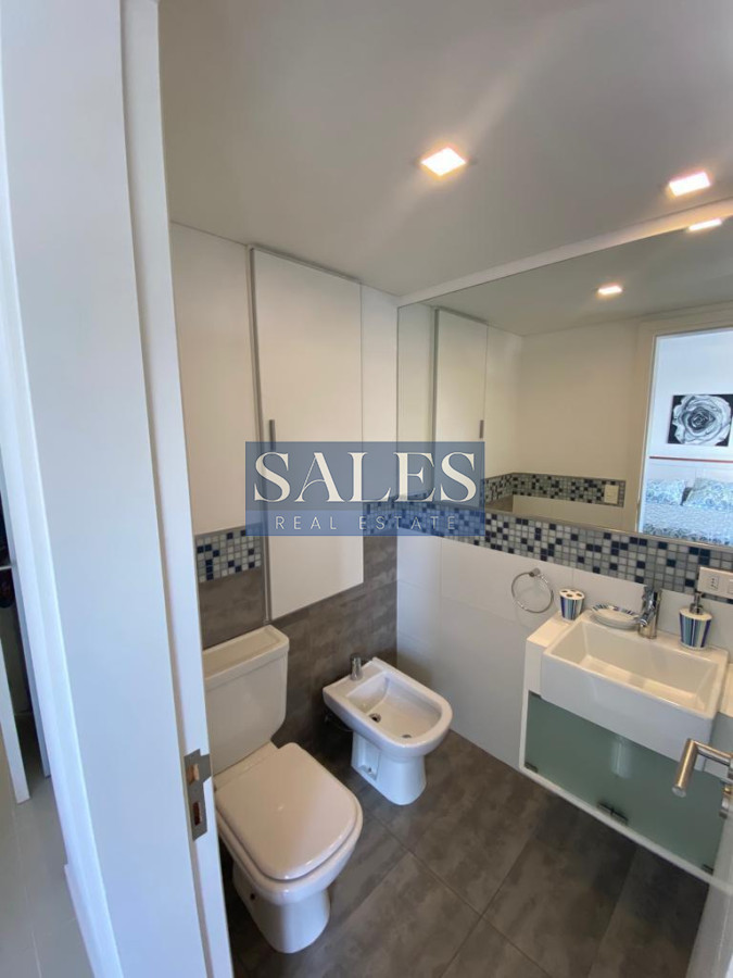Apartamento ID.1091 - Hermoso apartamento de dos dormitorios, a dos cuadras de la playa. Punta del Este 