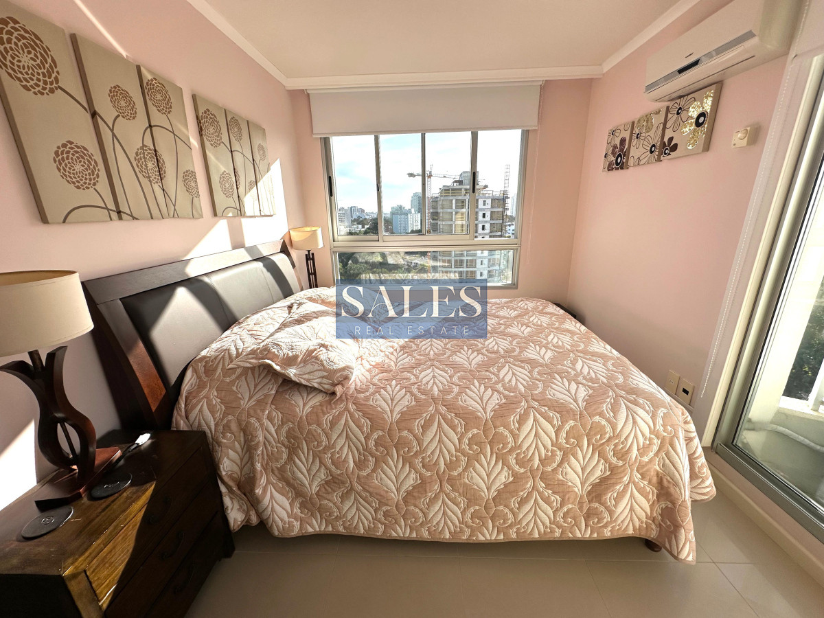 Apartamento ID.684 - Departamento en Venta de 2 Dormitorios en Ocean Drive, Punta del Este