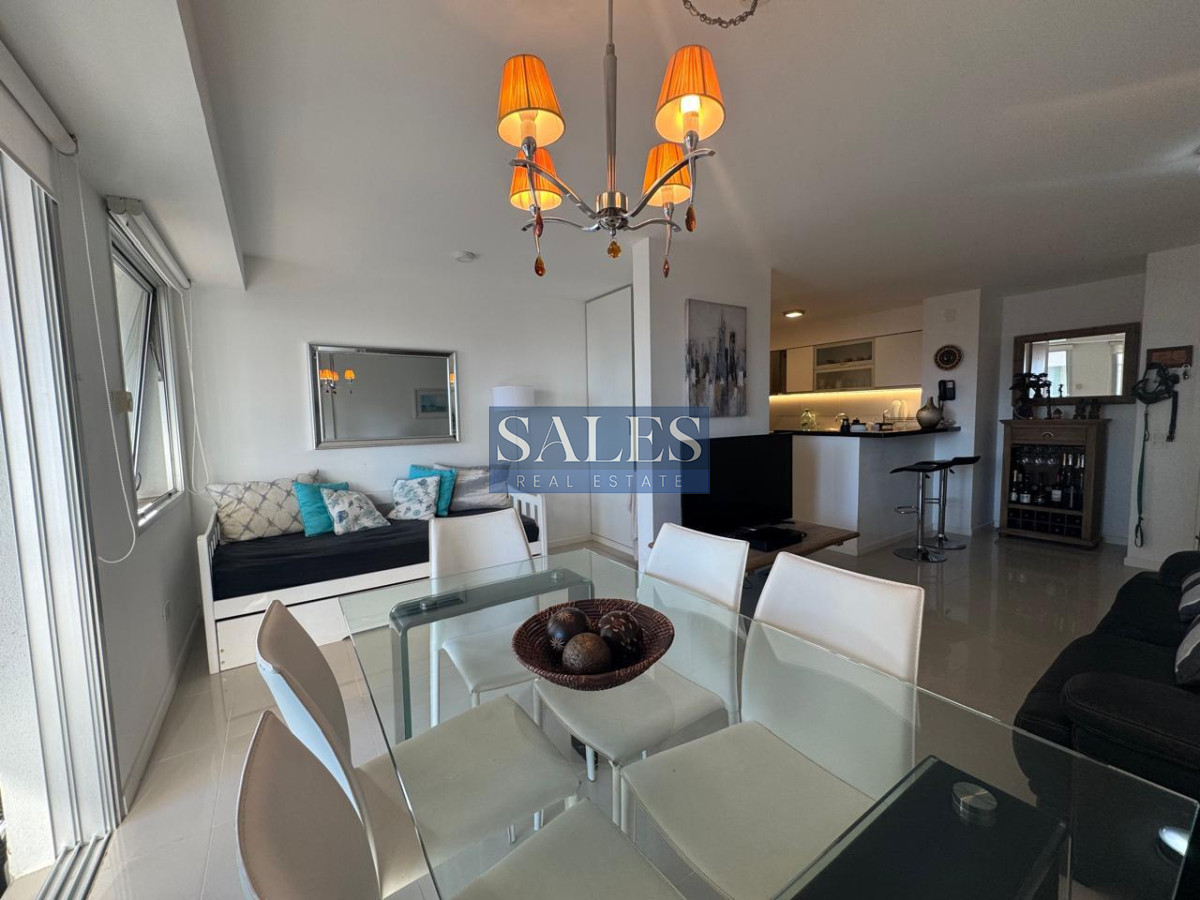 Apartamento ID.1091 - Hermoso apartamento de dos dormitorios, a dos cuadras de la playa. Punta del Este 