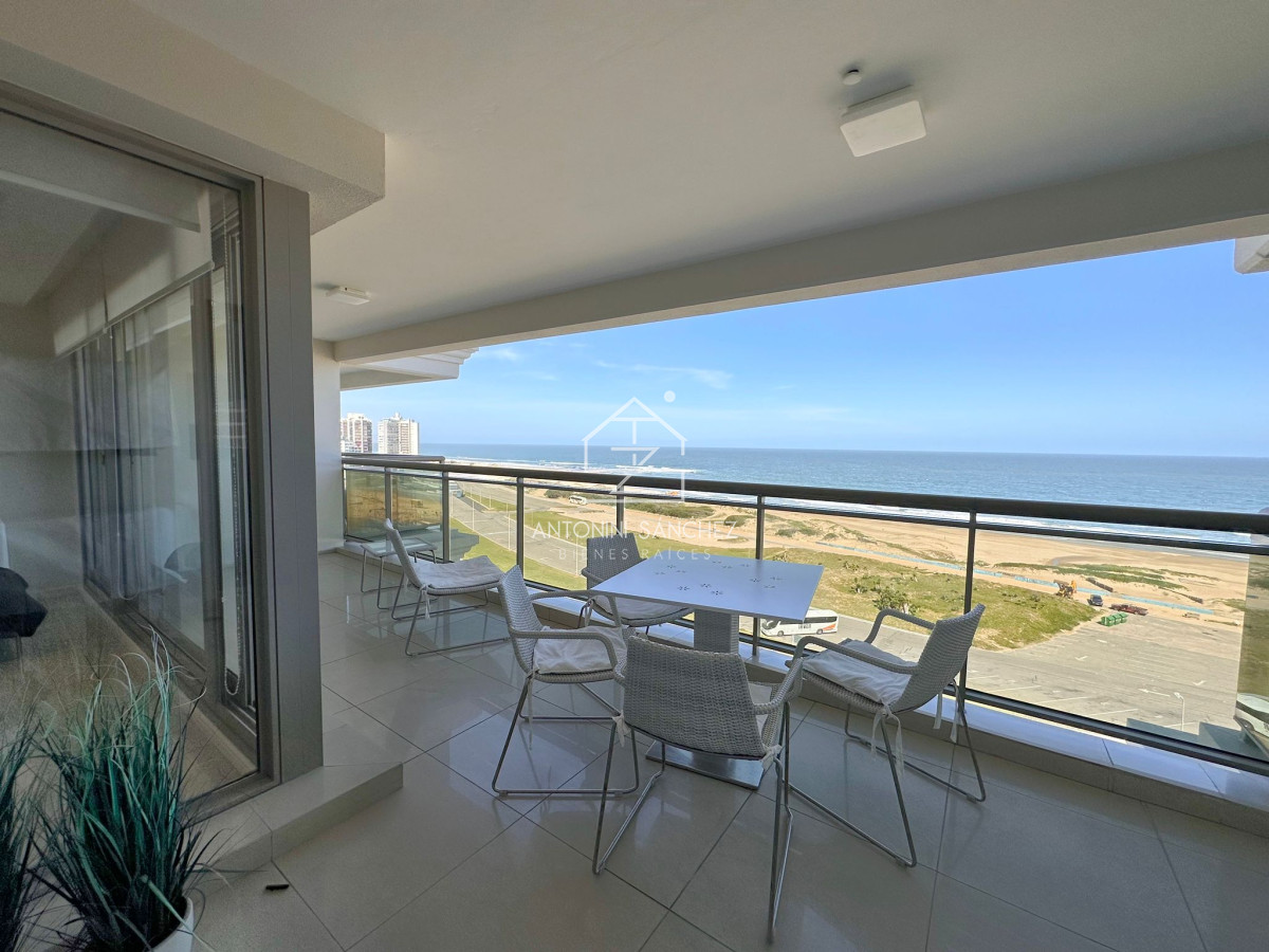 Apartamento ID.1531 - Apartamento en venta de 3 dormitorios en torre Imperiale, Punta del Este.
