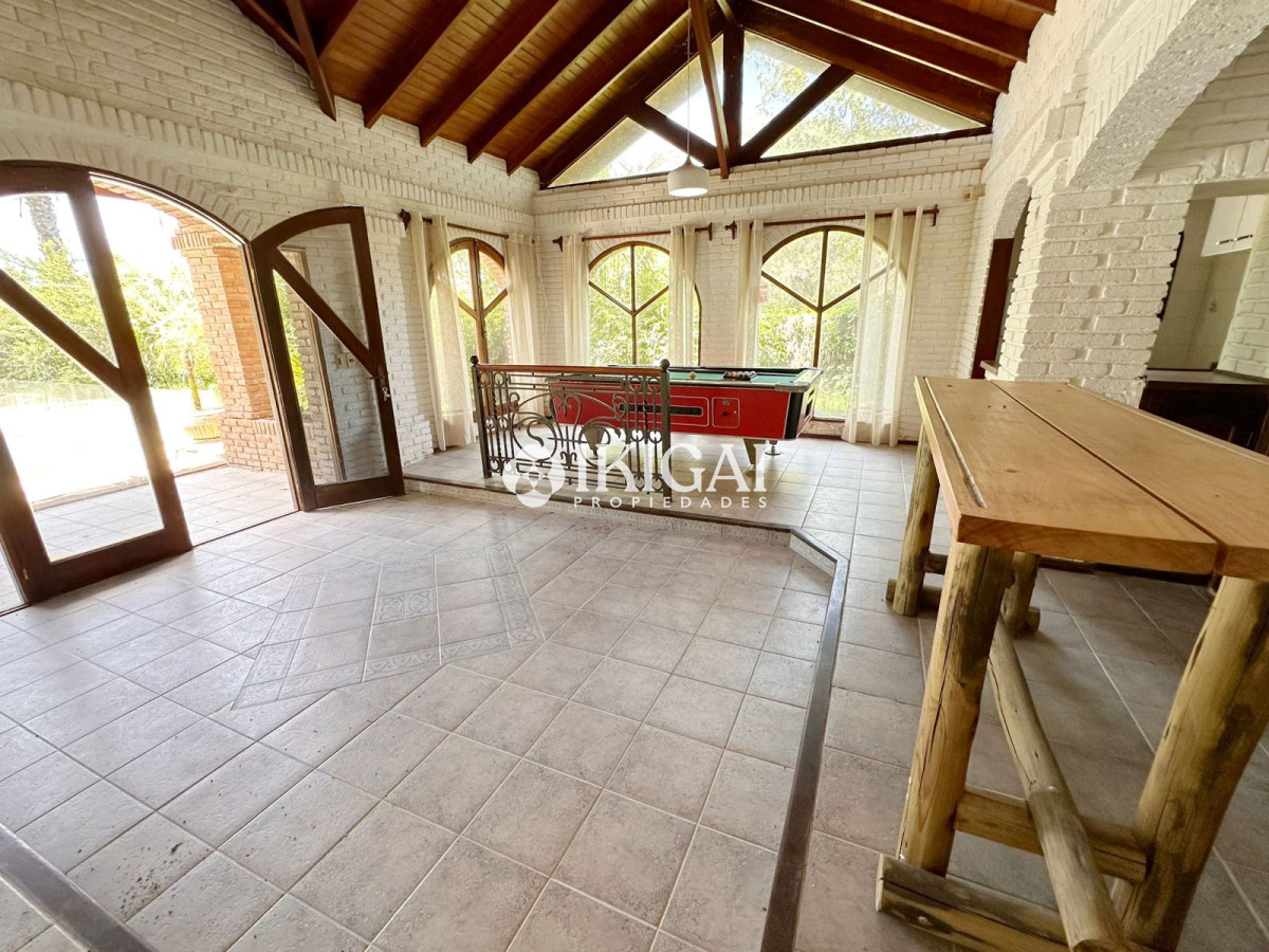 Casa ID.309 - Casa de 3 dormitorios + dependencia en venta en Jardines de Córdoba, Punta del Este.