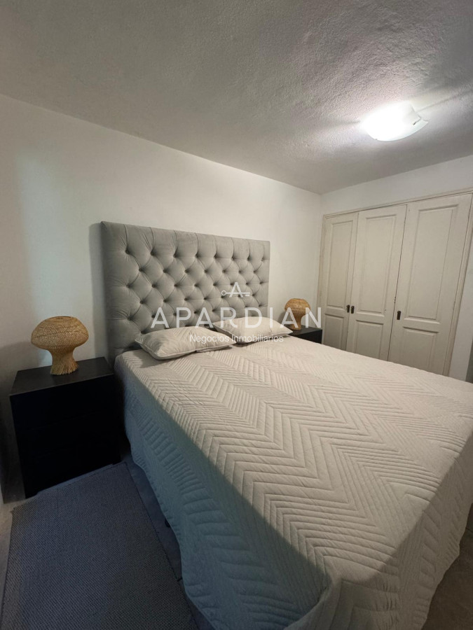 Casa ID.21098135 - Casa en venta de 4 dormitorios en La Arbolada, Punta del Este.