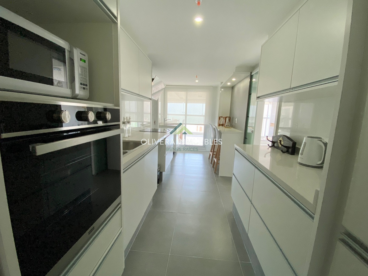 Apartamento ID.2587 - EXCELENTE PENTHOUSE EN MIAMI BOULEVARD, PUNTA DEL ESTE