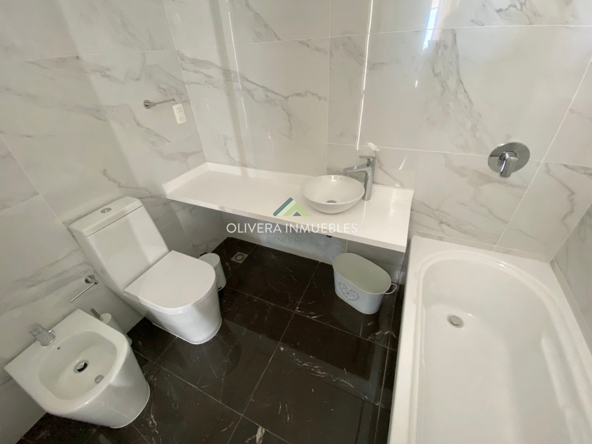 Apartamento ID.2587 - EXCELENTE PENTHOUSE EN MIAMI BOULEVARD, PUNTA DEL ESTE