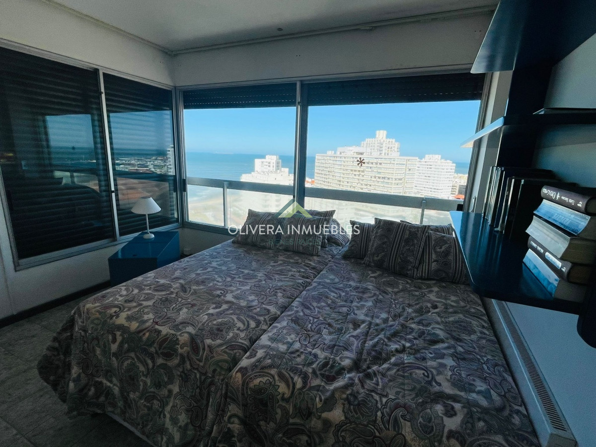 Apartamento ID.12378 - Edificio El Torreon, Apartamento 3 Dormitorios - Punta Del Este