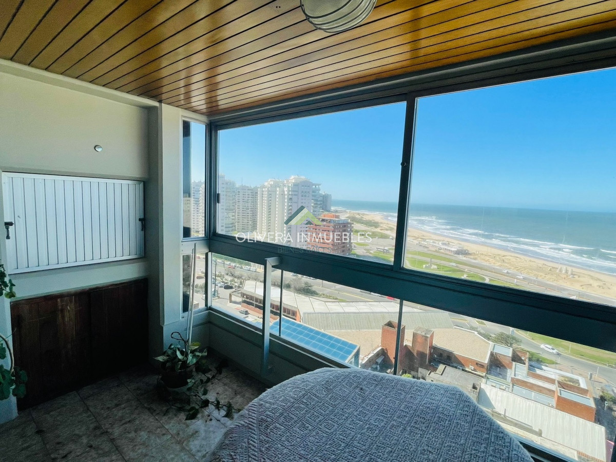 Apartamento ID.12378 - Edificio El Torreon, Apartamento 3 Dormitorios - Punta Del Este