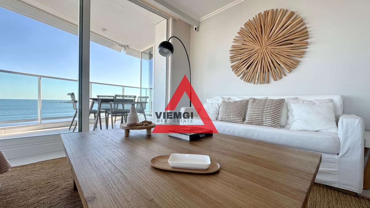 Apartamento ID.66 - Departamento en venta en edificio Paramount de 3 suites + dependencia de servicio, piso alto. Playa Mansa, Punta del Este