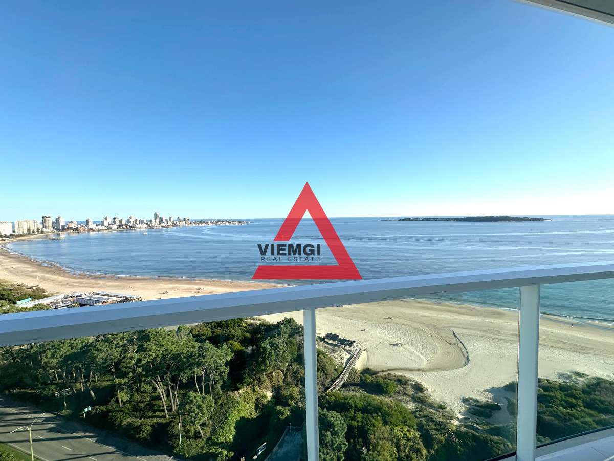 Apartamento ID.66 - Departamento en venta en edificio Paramount de 3 suites + dependencia de servicio, piso alto. Playa Mansa, Punta del Este