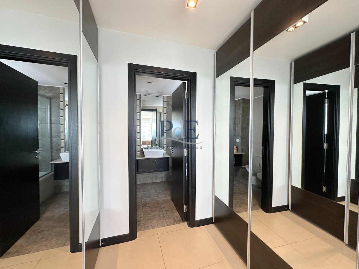 Apartamento en venta de 3 dormitorios en suite Pda 5 Playa Mansa. - Imagen 14