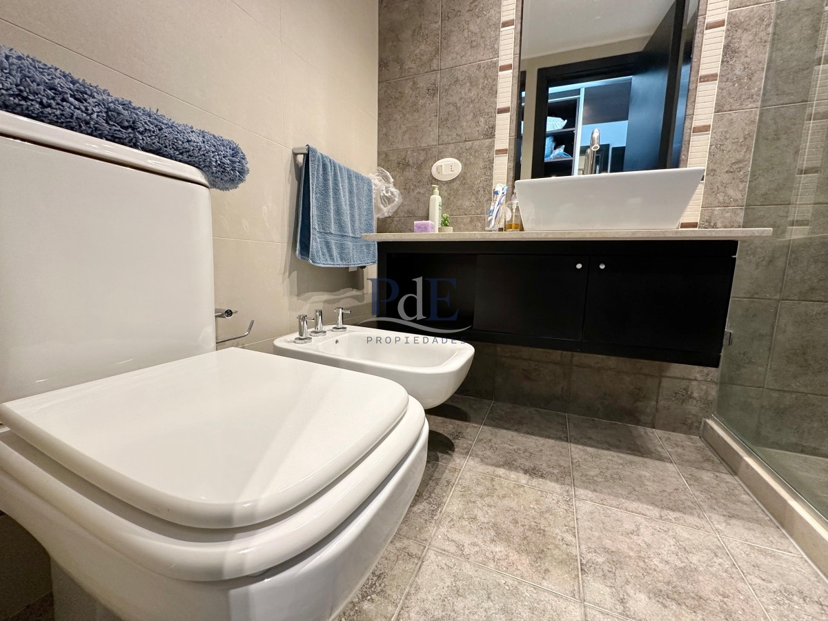 Apartamento en venta de 3 dormitorios en suite Pda 5 Playa Mansa. - Imagen 22