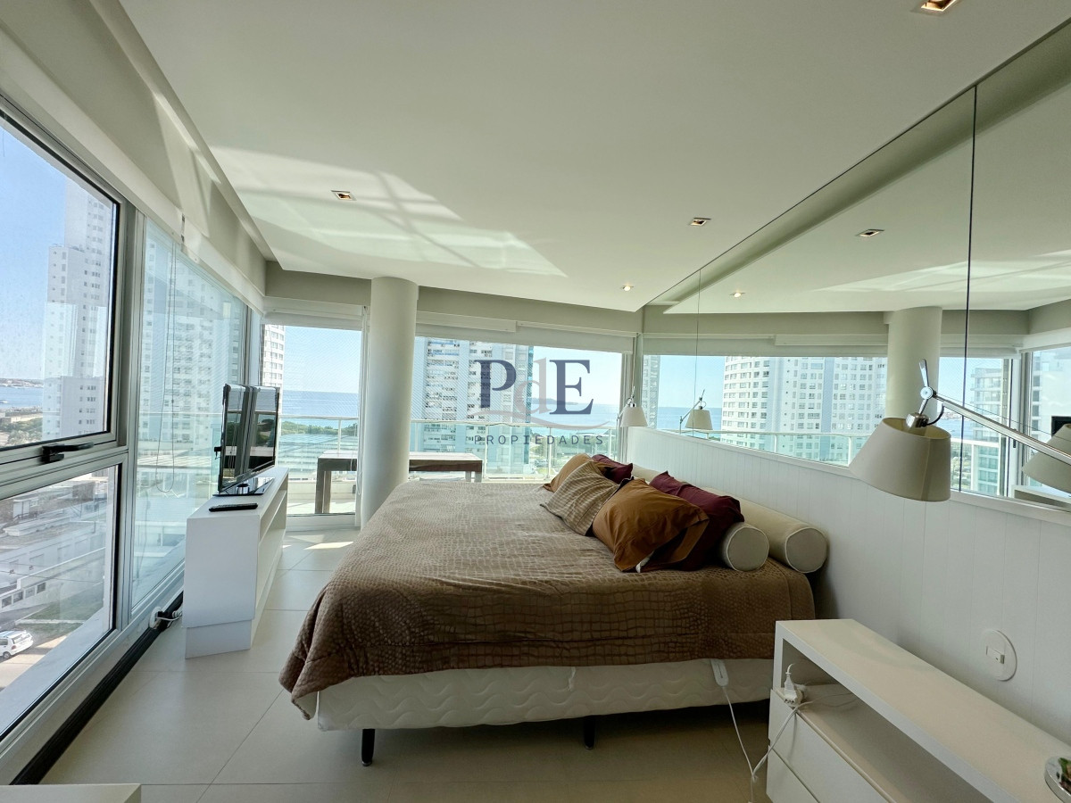 Apartamento en venta de 3 dormitorios en suite Pda 5 Playa Mansa. - Imagen 11