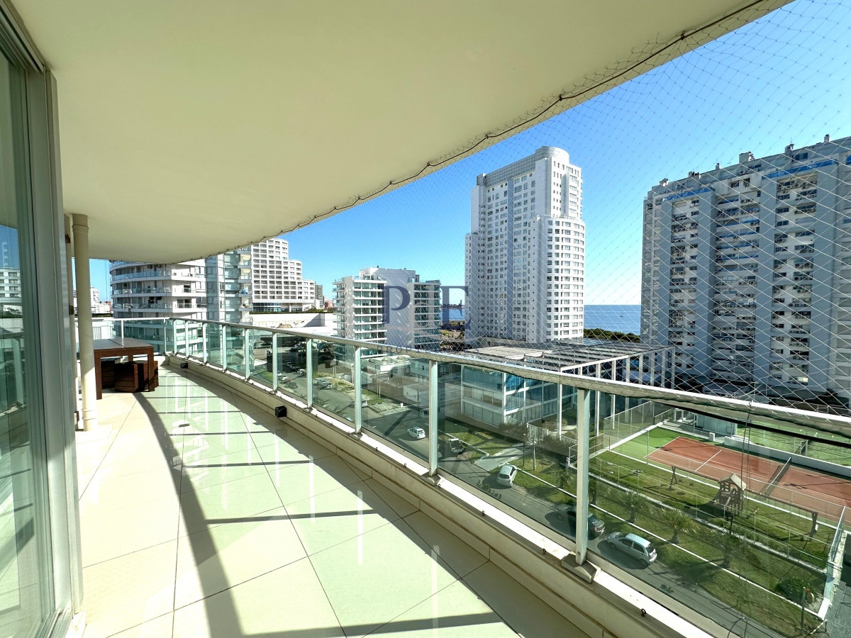 Apartamento en venta de 3 dormitorios en suite Pda 5 Playa Mansa. - Imagen 24