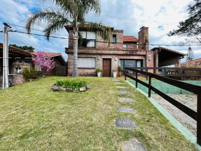 Hermosa casa a la venta de 5 dormitorios, Punta del Este