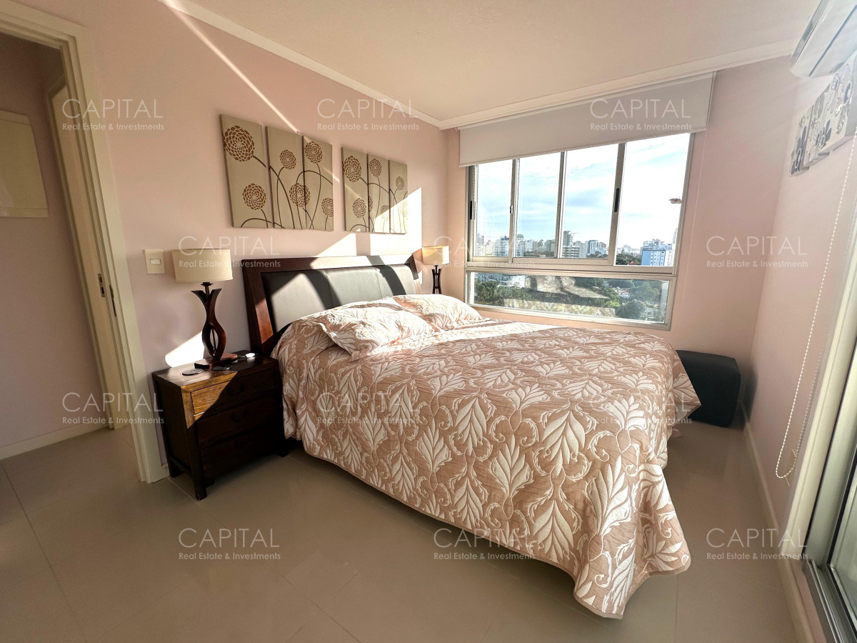 Apartamento ID.36504 - Departamento en Venta de 2 Dormitorios en Ocean Drive, Punta del Este