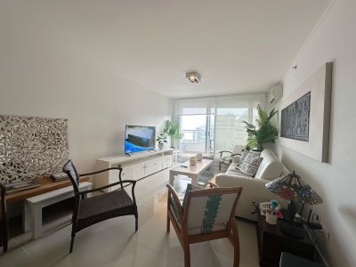 Apartamento en venta de 3 dormitorios en Forest Tower II, Punta del Este - JPA10801A