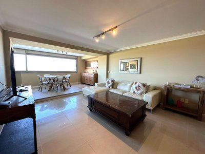 Apartamento en venta de 3 dormitorios en Imperiale, Playa Brava Punta del este - JPA10730A