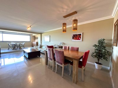 Apartamento en venta de 3 dormitorios en Imperiale, Playa Brava Punta del este - JPA10730A