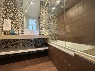 Apartamento en venta de 3 dormitorios en Forest Tower II, Punta del Este - JPA10801A