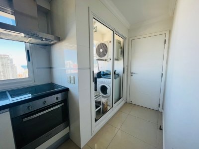 Venta de apartamento de 3 dormitorios en Casino Tower, Punta del Este - JPA6957A
