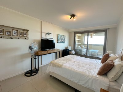 Apartamento en venta de 3 dormitorios en Imperiale, Playa Brava Punta del este - JPA10730A